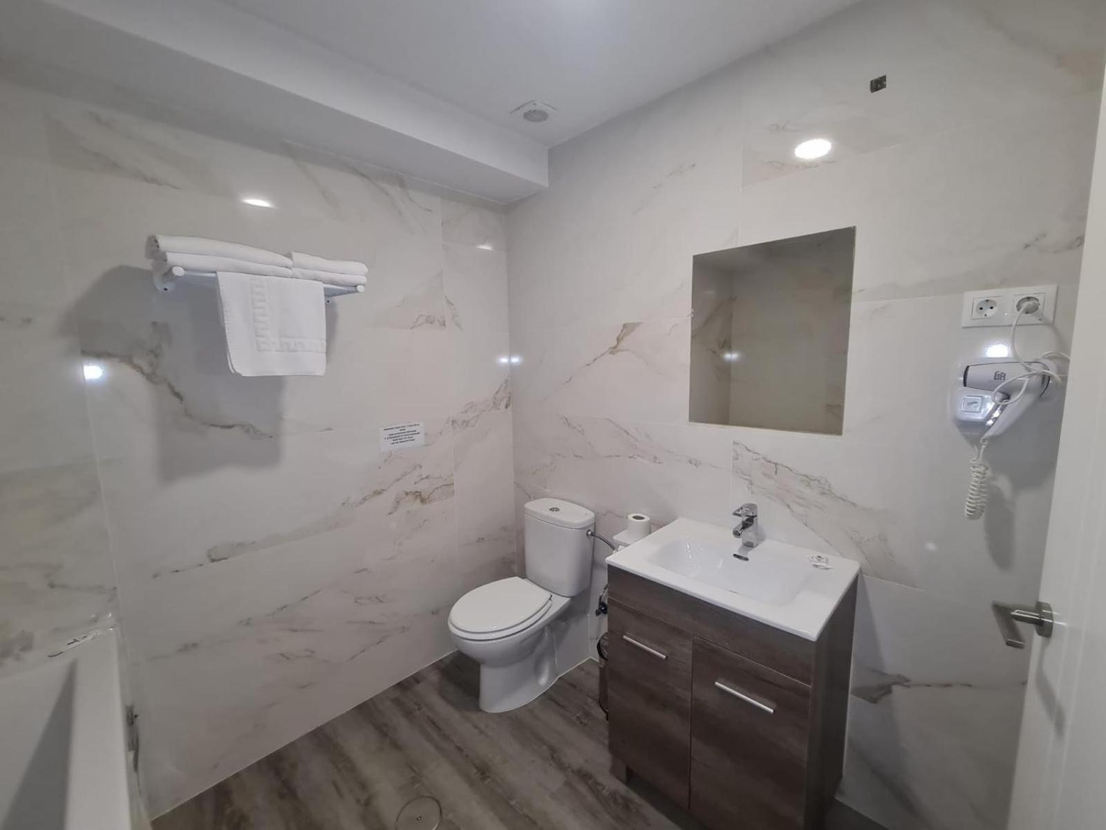 Hostal Golden 21*** — Photos 2